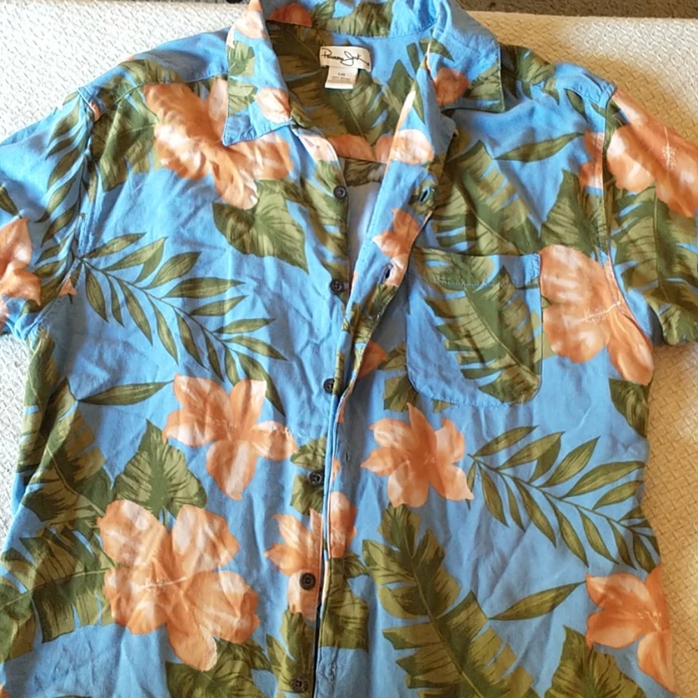 Panama Jack men's Hawaiian floral button up shirt